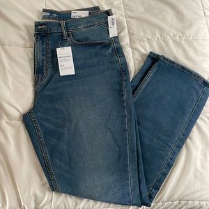 Old Navy Men’s Slim Fit Jean